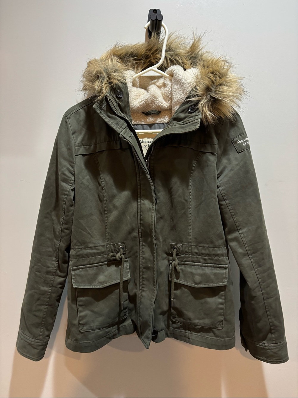 Abercrombie & Fitch Olive Green Utility Parka with Faux Fur removable Hood - Picture 2 of 11
